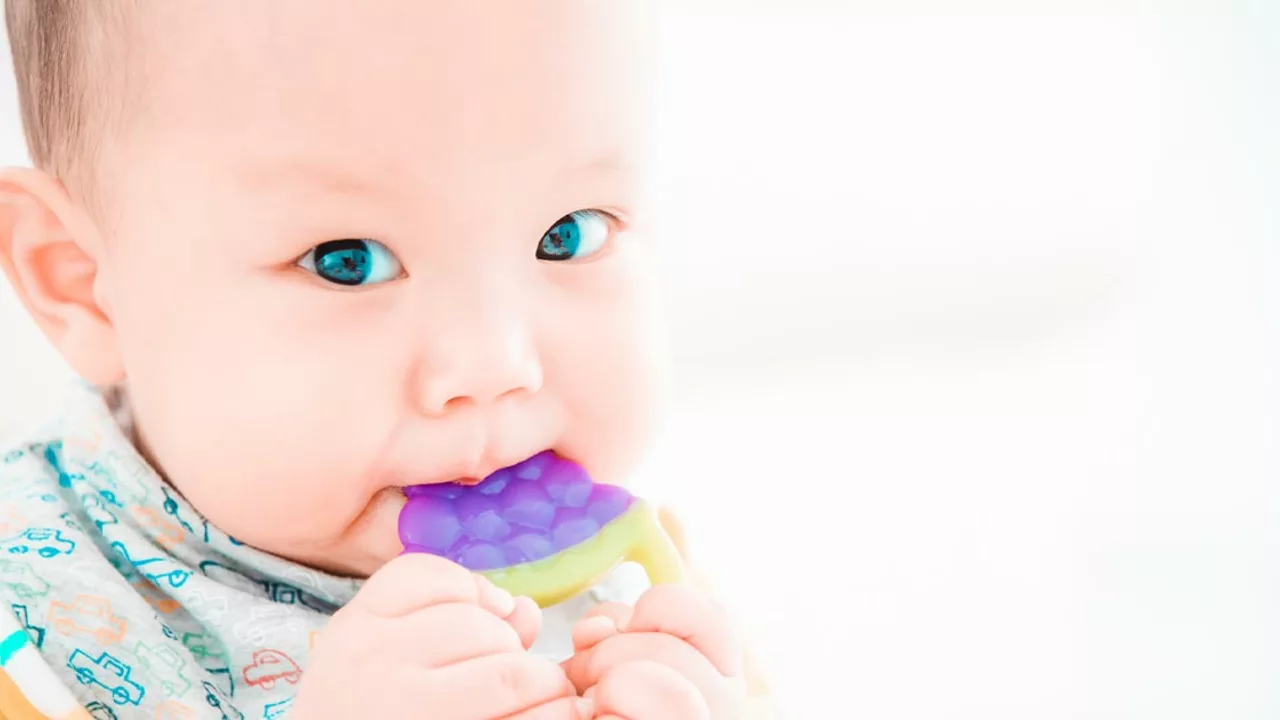How to Soothe Your Baby's Teething Pain: Expert Advice and Tips